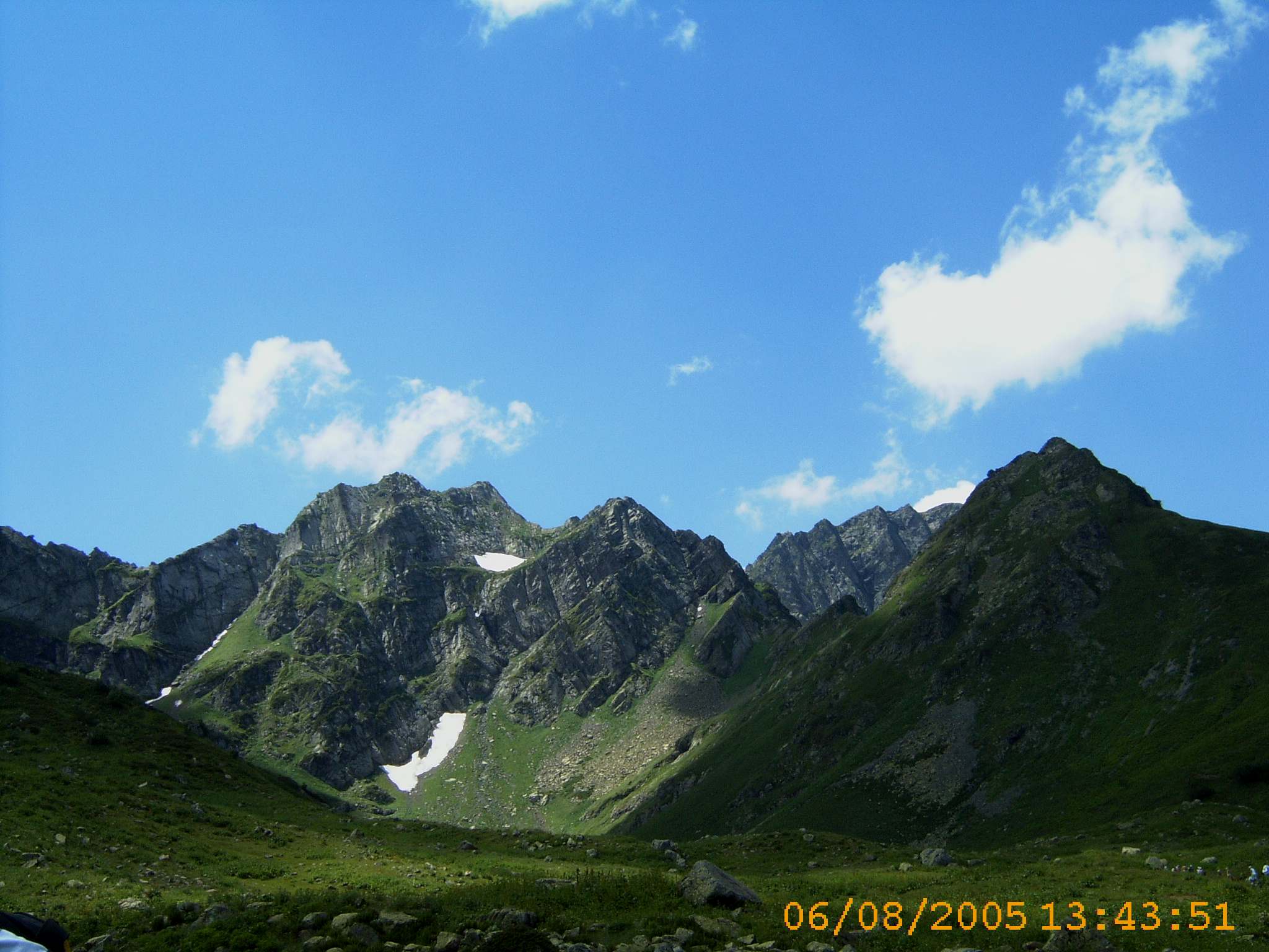 Горы, горы Абхазии, фото воды, небо, облака, пейзажи, речная гладь, реки, камни